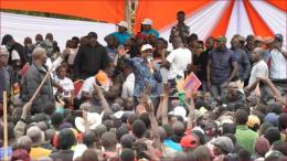 Siaya governor James Orengo addressing Linda Mwananchi supporters.